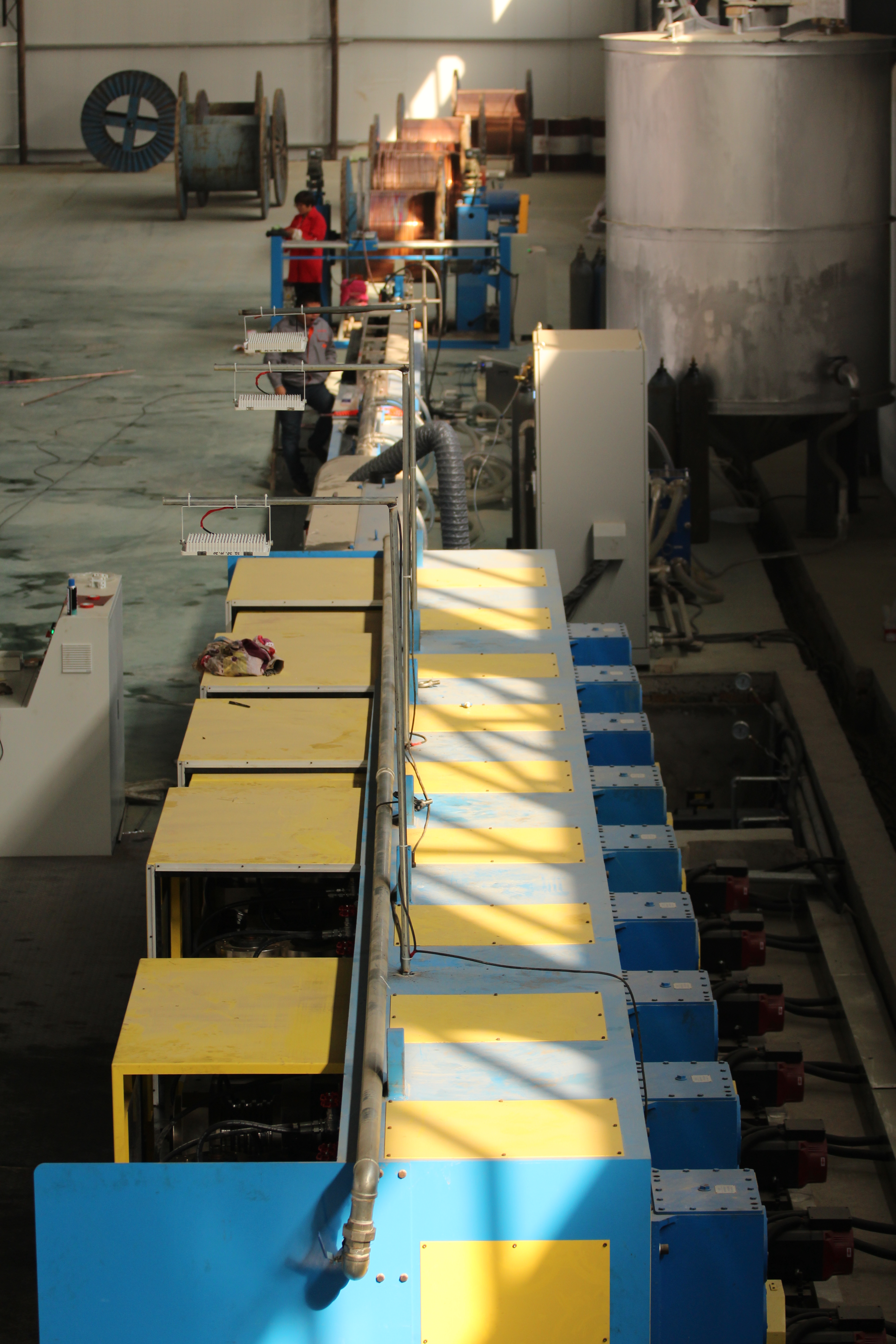 Hong Tai Long’s Technological Innovation: Same Equipment, Fewer Operators, and Cost Reduction Success